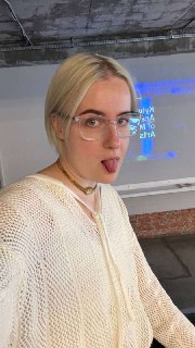 Post media