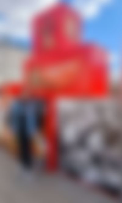 Post media background