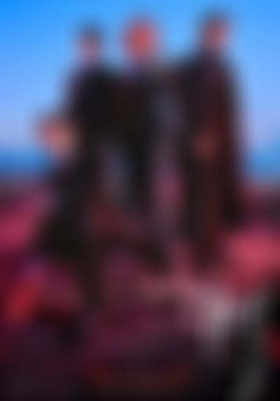 Post media background