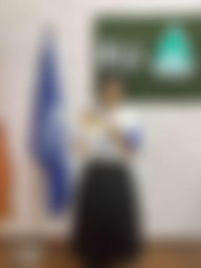 Post media background