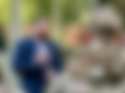 Post media background
