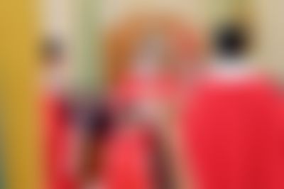 Post media background