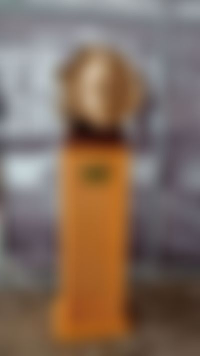 Post media background