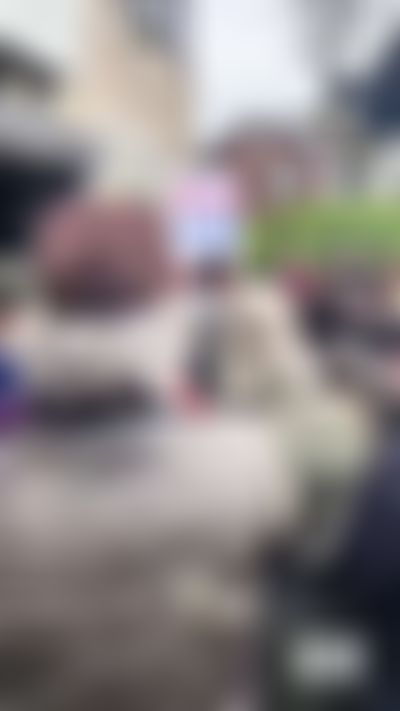Post media background
