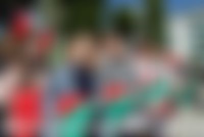 Post media background