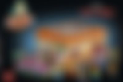 Post media background