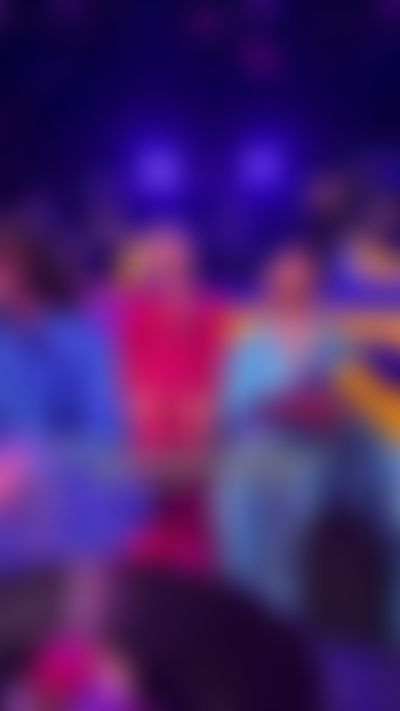 Post media background