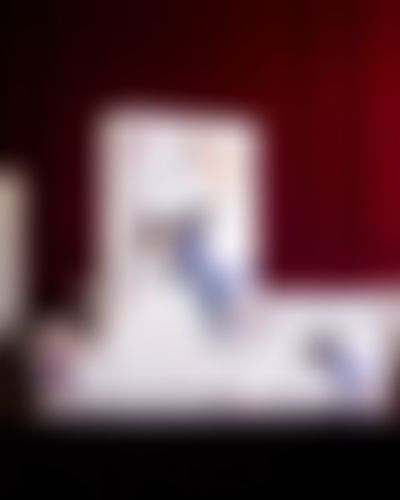 Post media background