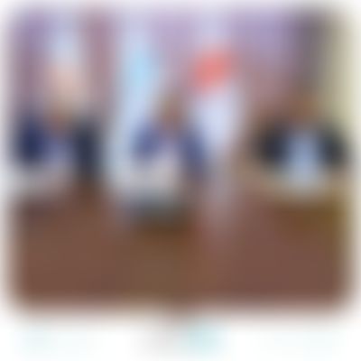 Post media background