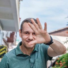 Валентин Богданов avatar