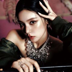 Yeji's West2 avatar