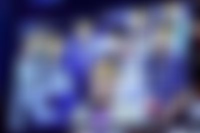 Post media background