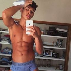 Nude Boy🐰 avatar