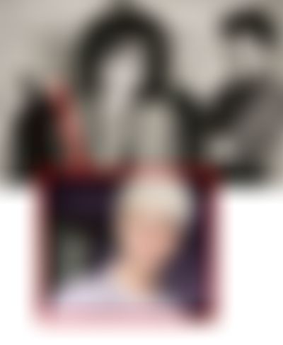 Post media background