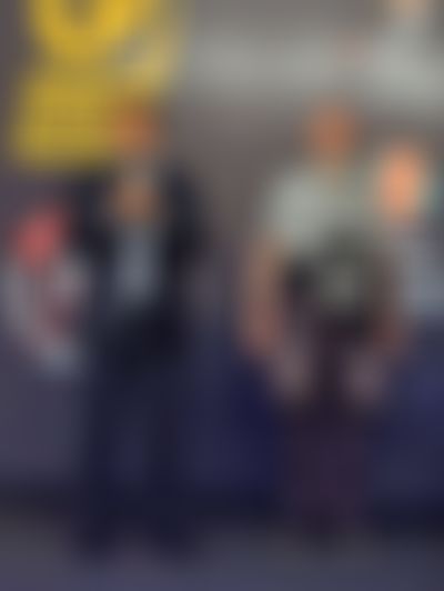 Post media background