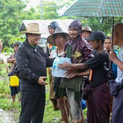 U Khin Yi avatar