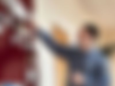 Post media background