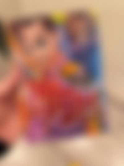 Post media background