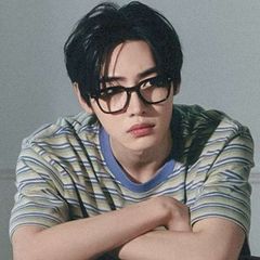 ⌕ hoon gallery avatar