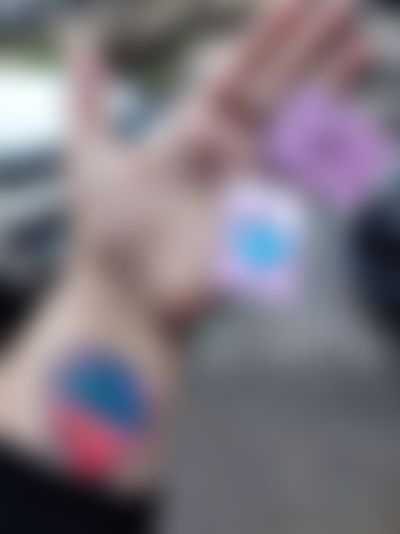 Post media background