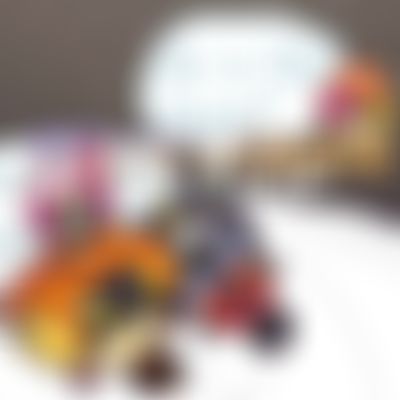 Post media background