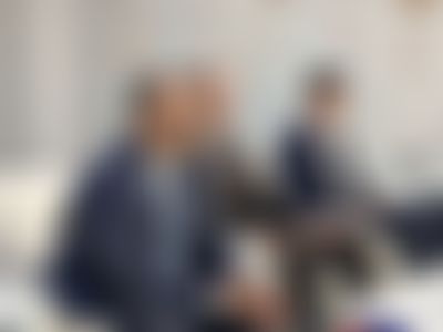 Post media background