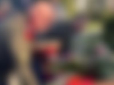 Post media background