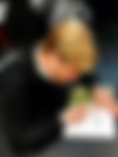 Post media background