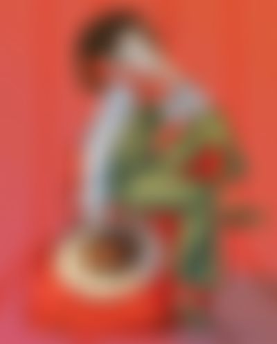 Post media background