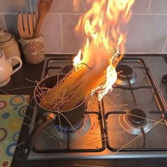 𝘤𝘰𝘰𝘬𝘪𝘯𝘨 𝘾𝙊𝙉𝙁𝙀𝙎𝙎𝙄𝙊𝙉🍳 avatar