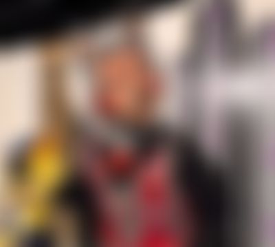 Post media background