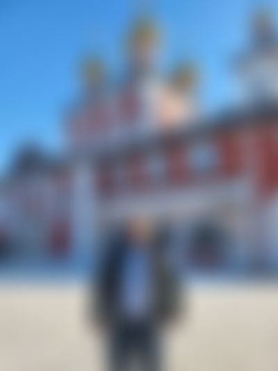 Post media background