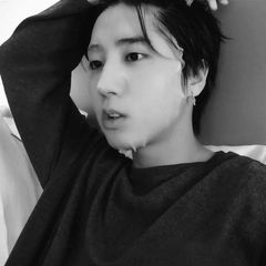 . . 쾌활함 🖇️ avatar