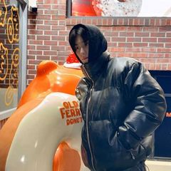 kyungjun ✸ cat cafe avatar