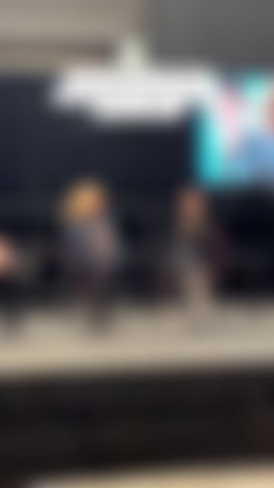 Post media background