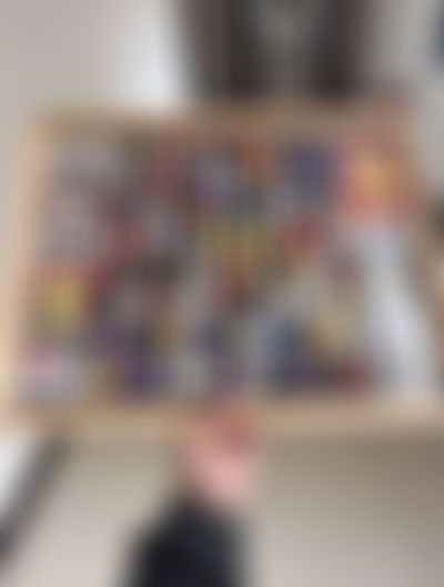 Post media background