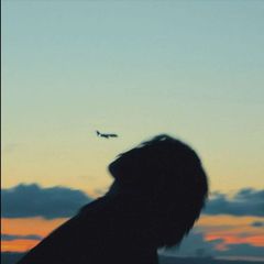 unclear avatar