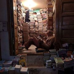 کتاب‌هایی که می‌خونیم. avatar