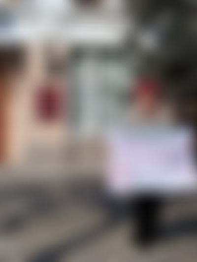 Post media background