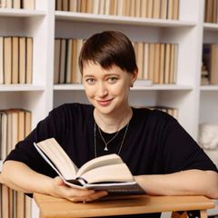 Books in my hands | Книги в моих руках avatar
