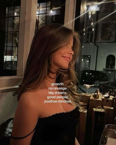 Post media