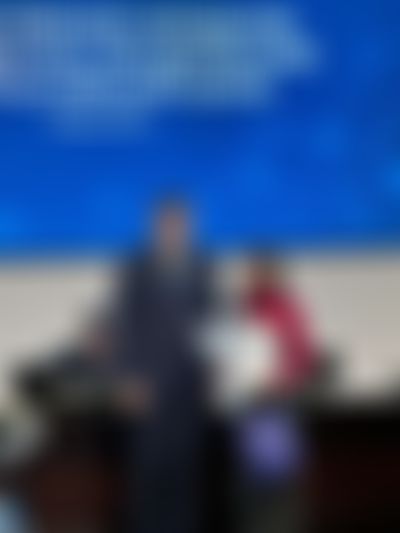 Post media background