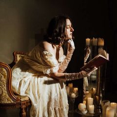 bookish escapism avatar