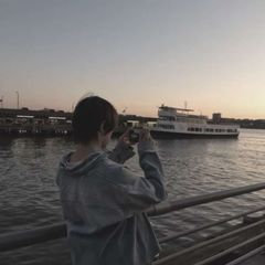 апрельский avatar