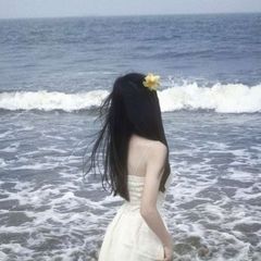 شکۅفه‌ے مࢪودا avatar