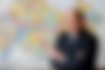 Post media background