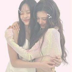 𓊆 𝘧𝘭𝘶𝘵𝘵𝘦𝘳𝘴𝘩𝘺 𝘉𝘰𝘸 𓊇 avatar