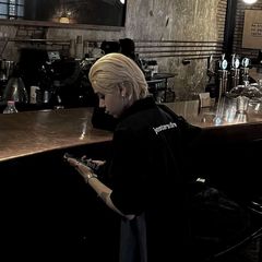 那黑暗٬ avatar