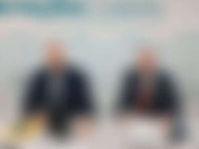 Post media background