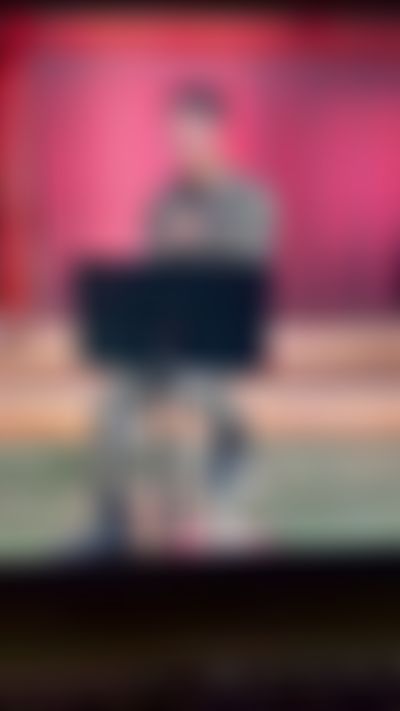 Post media background